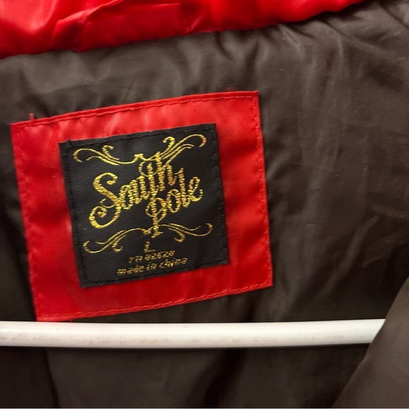 Y2K South Pole Size L Cropped Red Jacket Coat Fur Trim Hood And Gold Accents - Picture 8 of 15